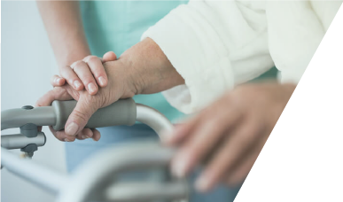 ベッドや手すり　車いすを使いたい